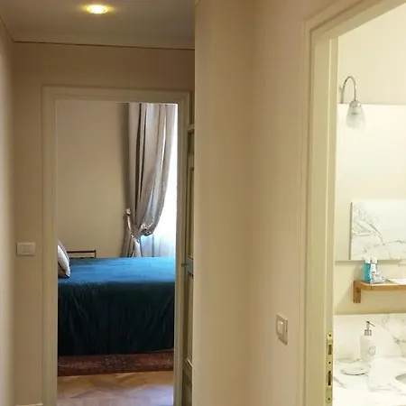 Al Porticciolo Di Sant'agostino Como